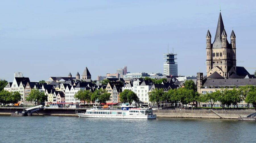 Cologne: The Dark Side of the City Walking Tour - Crime, carnival, and the city’s red-lit past