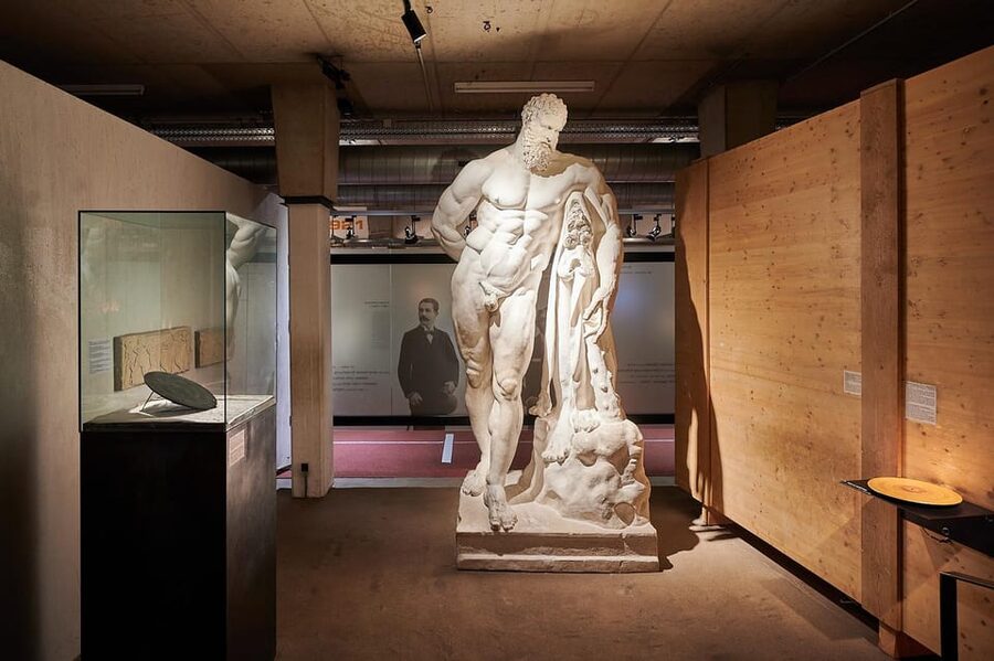 Cologne: Ticket for the German Sport & Olympia Museum - An old customs hall with a sporting purpose