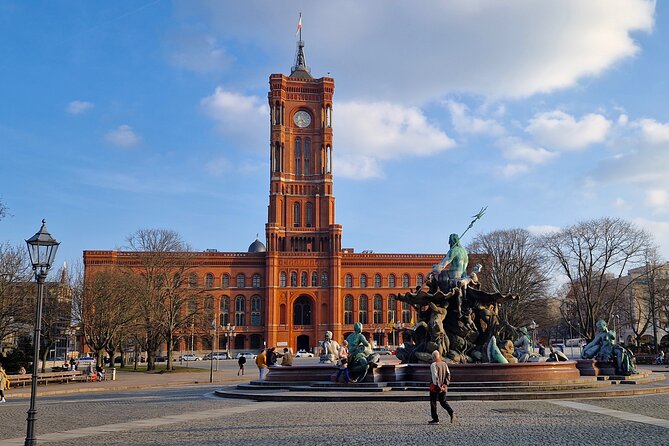 Dark Berlin Criminal Tour - Littenstraße, the Courts, and a Famous Defense Attorney