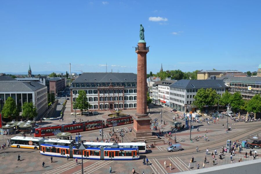 Darmstadt: City Highlights and History Guided Walking Tour - Starting at Luisenplatz and the Luisencenter