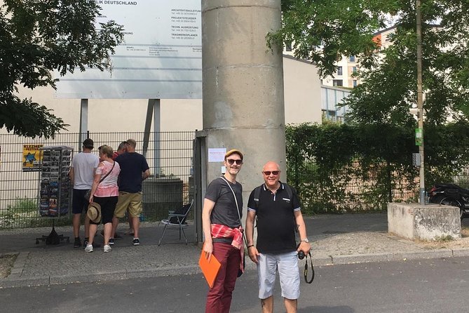 David Bowie in Berlin Private Walking Tour - Cafes, Clubs, and Bowie’s Everyday Berlin