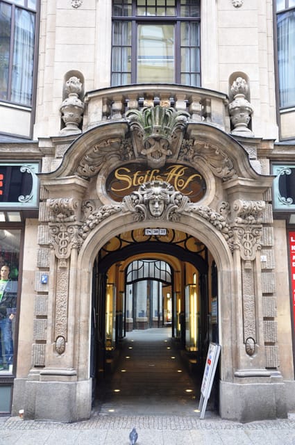 Der Leipziger Passagen-Rundgang in der Altstadt - Value at $16 per person