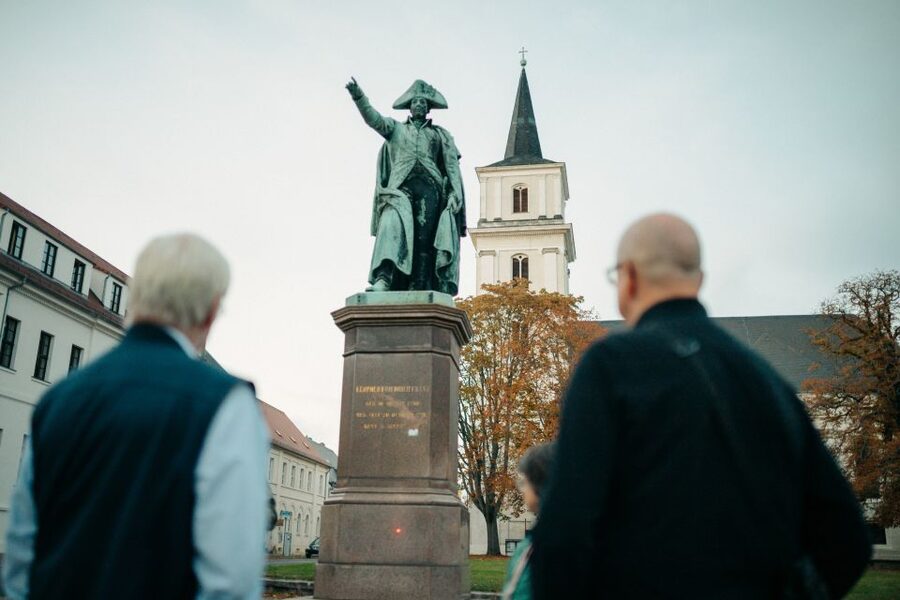 Dessau: Guided Walking Tour through History - From Mendelssohn to Kurt Weill