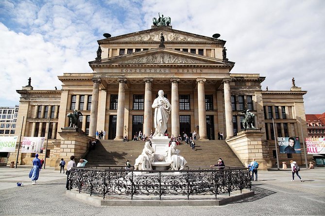 Discover Berlin Half-Day Walking Tour - The Holocaust Memorial and the Führerbunker site
