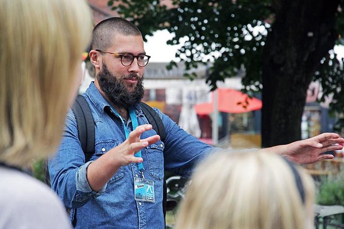 Discover Berlin Half-Day Walking Tour - What the guides add to the experience