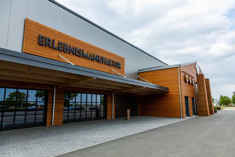 Distillery tour with guide! - Stories about MÆNNERHOBBY and its daily craft