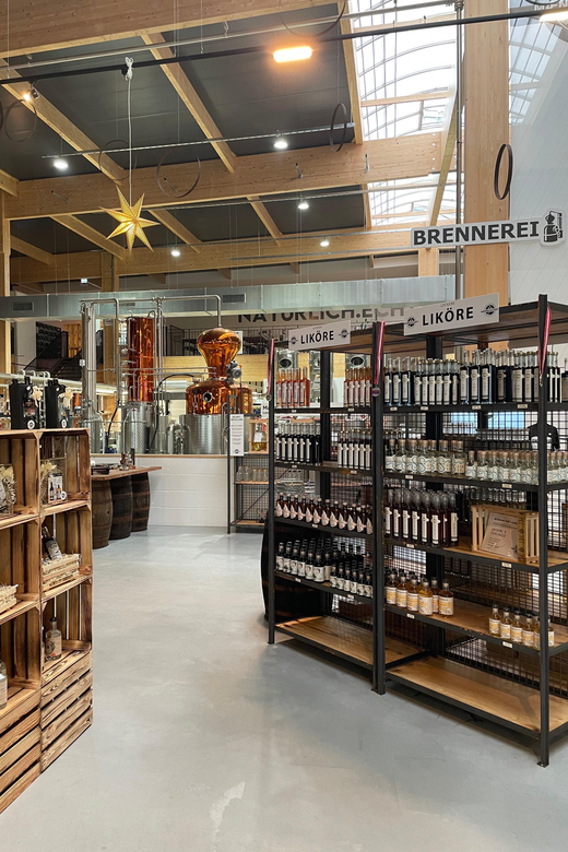 Distillery tour with guide! - The tasting bar: a relaxed finish with guidance