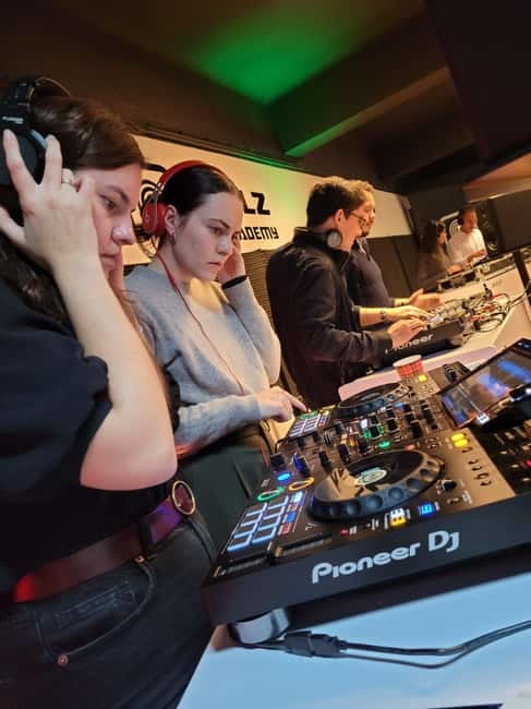 DJ for a Day: Learn to Mix Like a Pro in Berlin - Choosing your Berlin sound