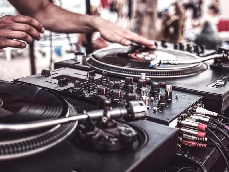 DJ for a Day: Learn to Mix Like a Pro in Berlin - Hearing Berlin through electronic music