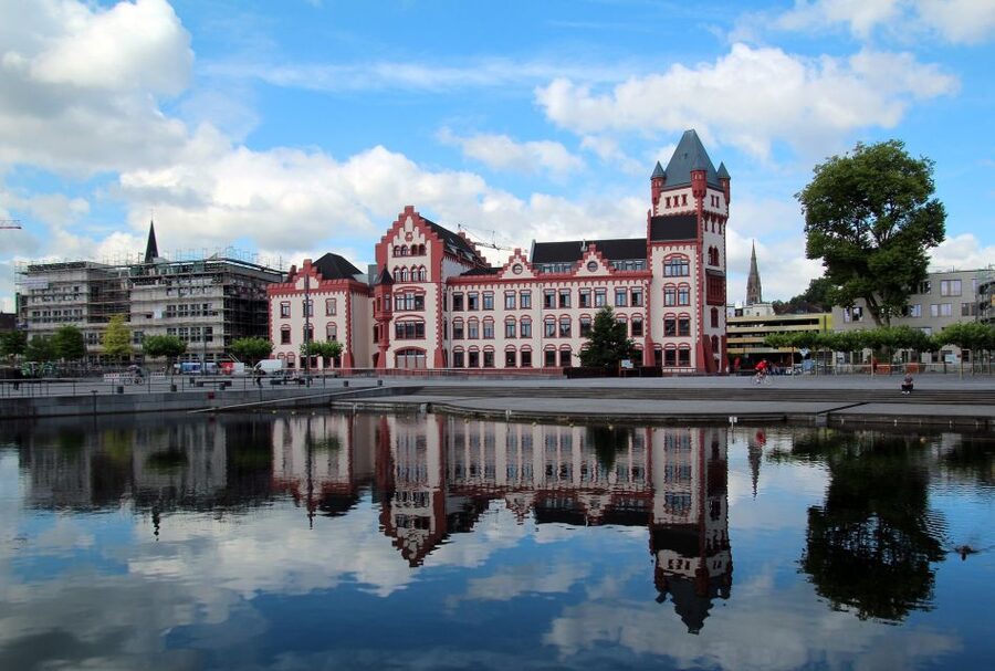 Dortmund: Guided Walking Tour with a Local - Starting at Dortmund’s Regulatory Office