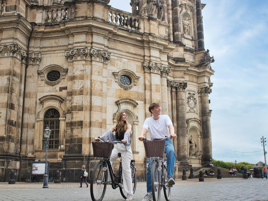 Dresden: Bike Rental - City Bike with Option Children Seat - The bike itself: built for easy city riding