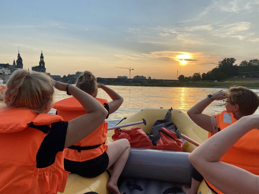 Dresden: Bootstour-Sonnenuntergang im Schlauchboot genießen - Why Dresden looks better from the Elbe