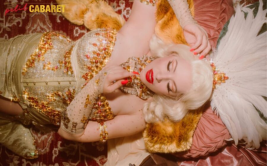 Dresden: BURLESQUE - "The art of sensual seduction" - The 90-minute performance: glamour, comedy, and music