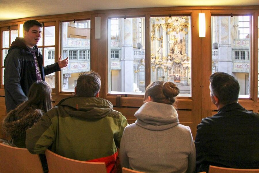 Dresden: Church of Our Lady Guided Tour of Gallery - Practical details that can shape your visit