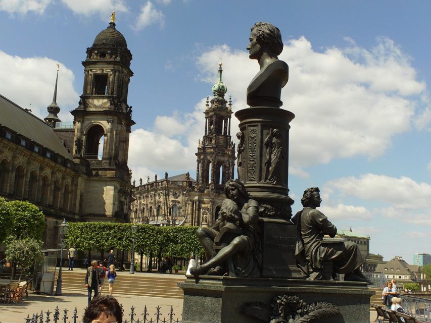 Dresden: Complete Walking Tour with Frauenkirche Visit - Brühlsche Terrasse and the Elbe view