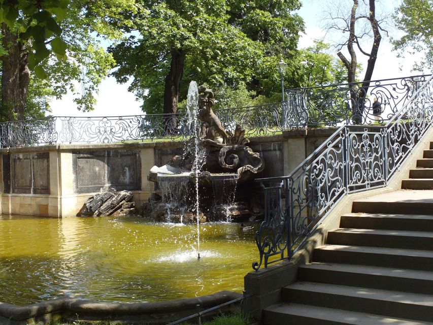 Dresden: Complete Walking Tour with Frauenkirche Visit - Zwinger District and Saxon Baroque