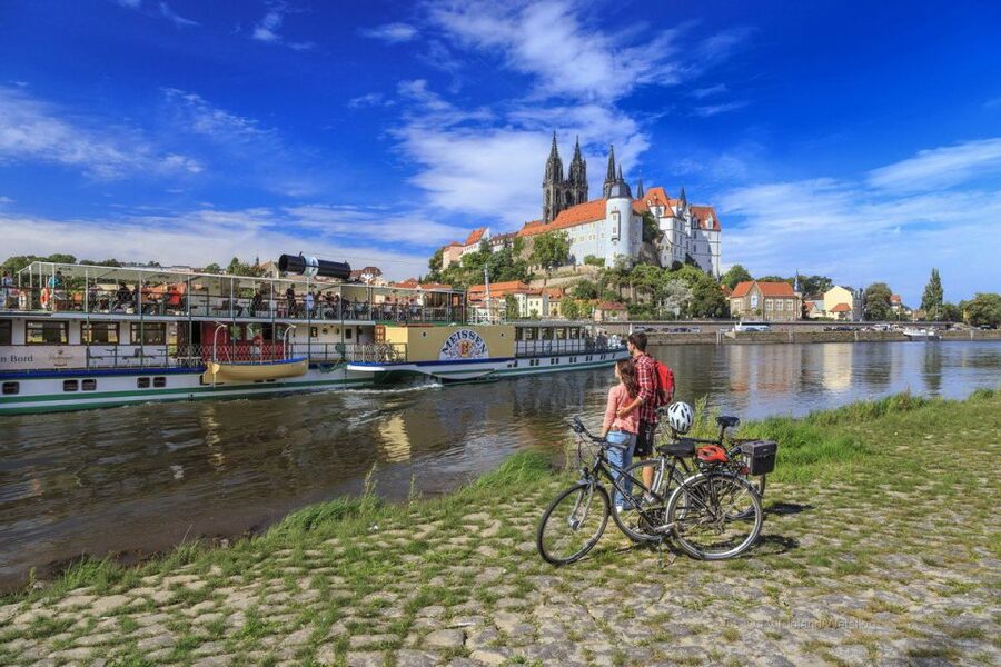 Dresden: Elbe River Cruise to Meissen - Frauenkirche and the porcelain tradition
