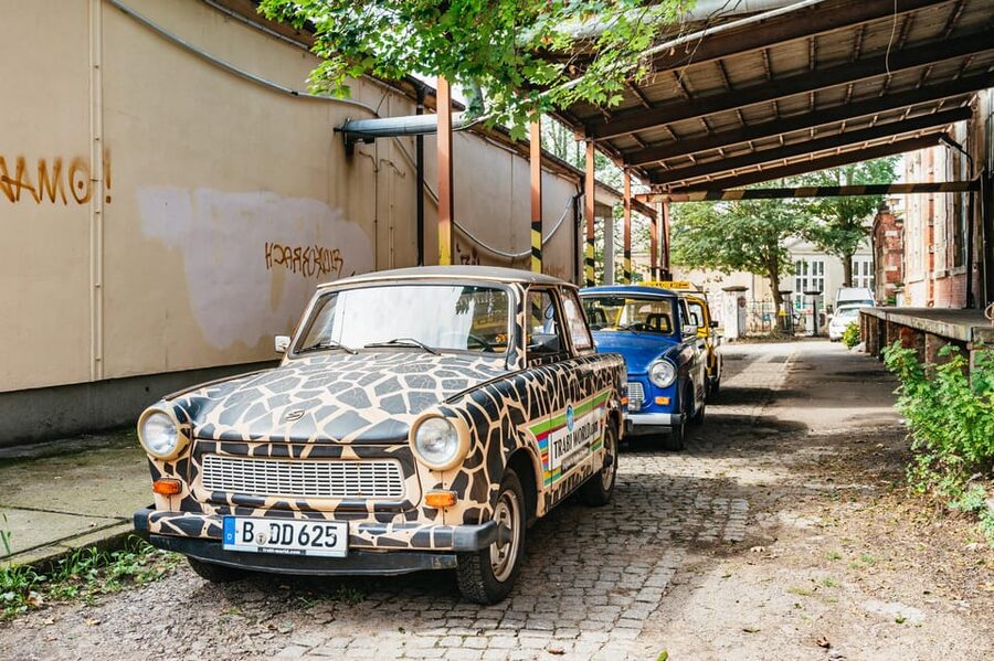 Dresden: Guided Sightseeing Tour in Classic Trabi Car - Military History Museum and the Eastern Side of Dresden