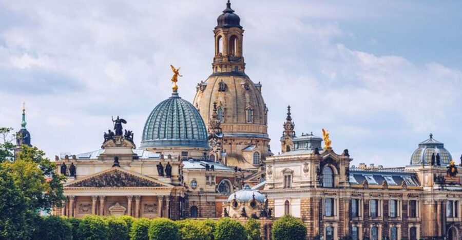 Dresden: Private custom tour with a local guide - History that comes with useful visual context