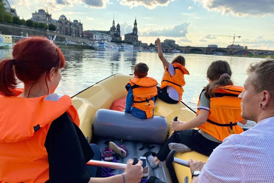 Dresden: Private Inflatable Boat Tour with Beer Garden Stop - Who will enjoy this Dresden outing