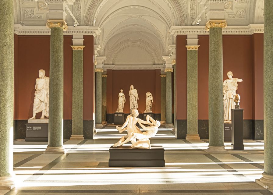 Dresden: Semperoper and Old Masters Picture Gallery - Who will get the most from the $35 price
