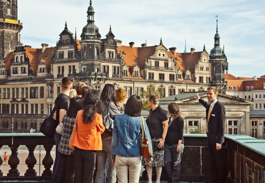 Dresden: Semperoper and Royal Castle - How to make the two-hour format work