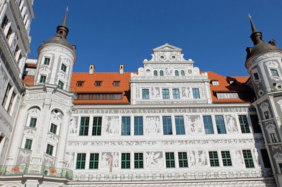 Dresden: Shared Small Group Walking Tour in English - A useful discount after the walk