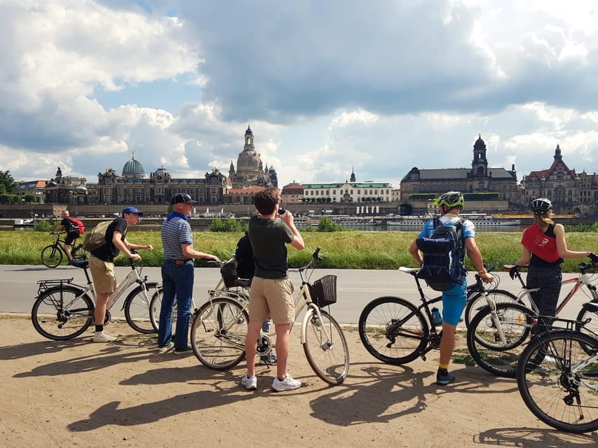 Dresden Sightseeing per Rad mit Guide, Prosecco, Eierschecke - Starting at the Elbe Ship Cruises station