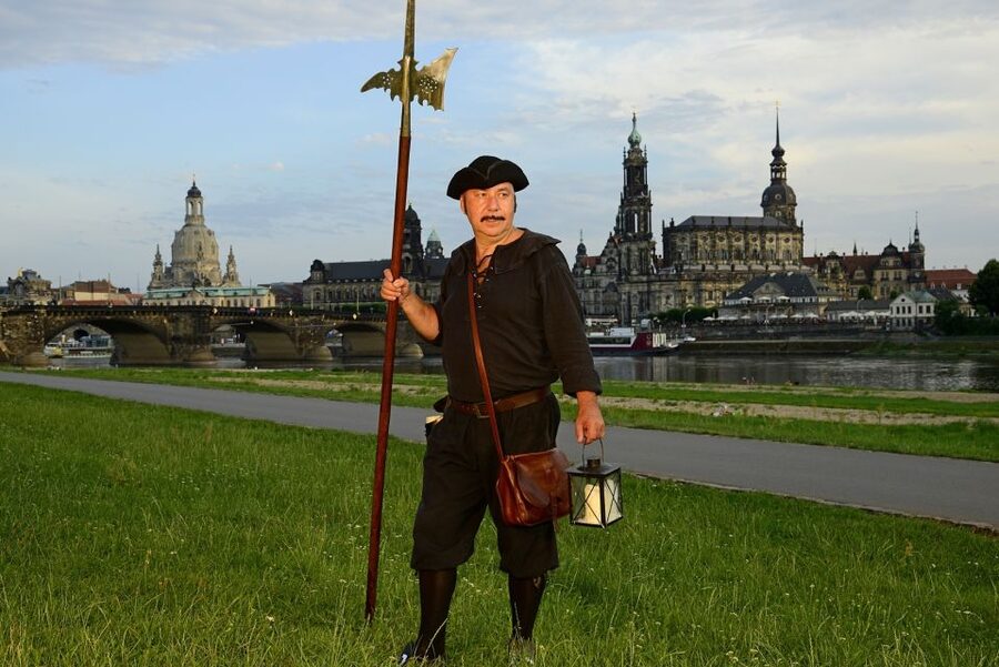 Dresden: Tour of the Baroque Quarter with a Night Watchman - Key points to know before booking