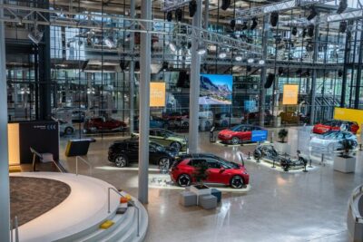 Tour of VW’s Transparent Factory