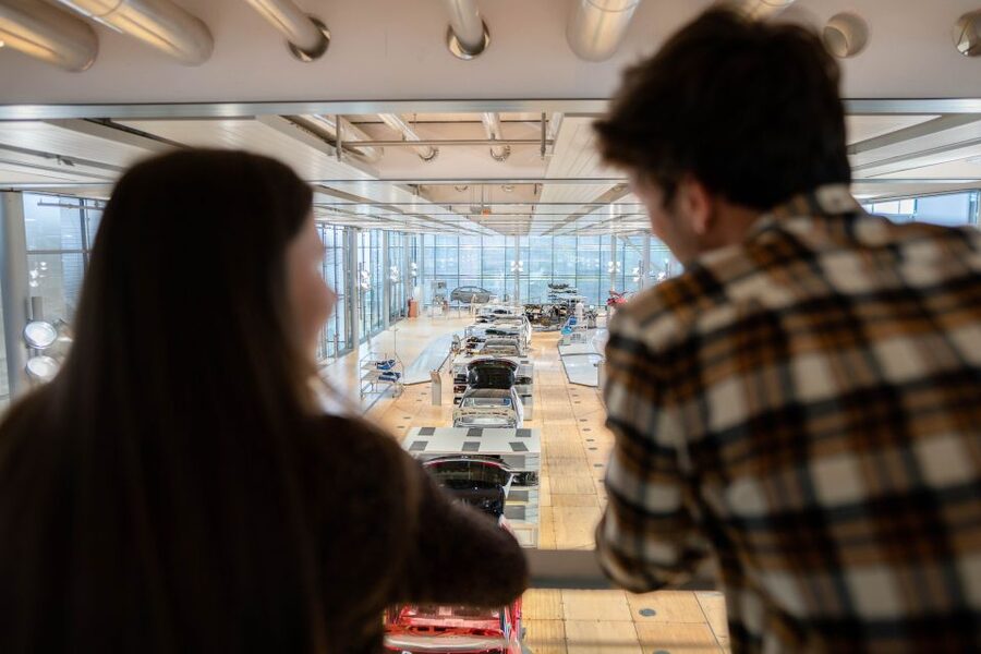 Dresden: Tour of VW's Transparent Factory - Photography rules and what to bring