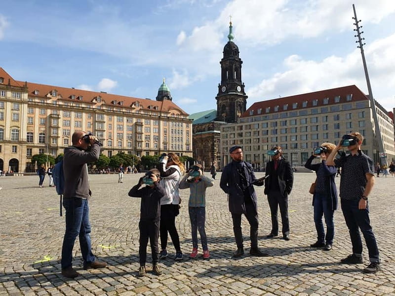 Dresden: Walking Tour with Virtual Reality elements - Pirnaischer Platz and Socialist Ideas