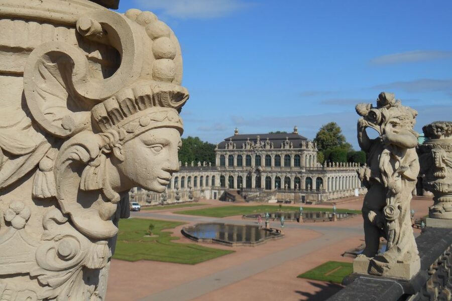 Dresden with a touch of Xmas: English small group tour - The Royal Palace courtyard and Renaissance detail