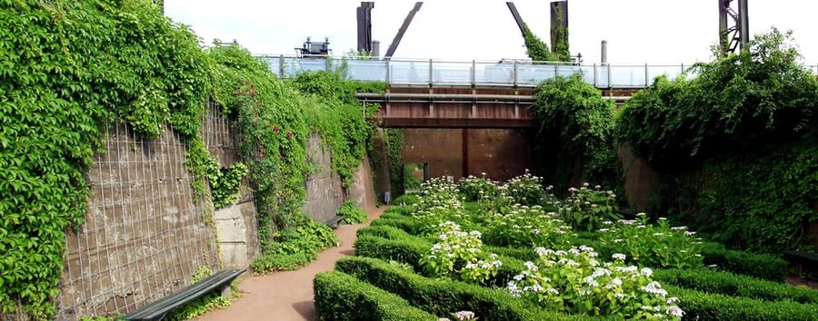 Duisburg Landscape Park GPS treasure hunt in old ironworks - Following coordinates through an old ironworks