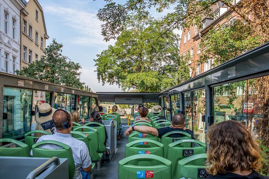 Düsseldorf: 24-Hour Hop-On Hop-Off Ticket - Audio, comfort, and the human side of the ride