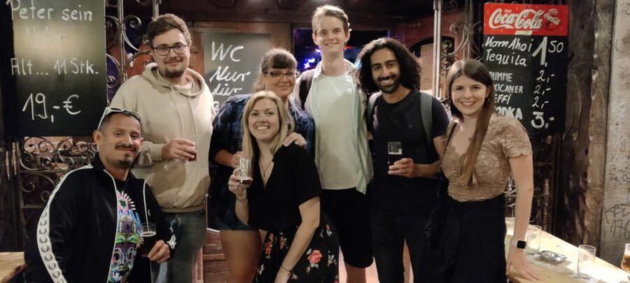 Düsseldorf: Guided Beer Tour with 4 Beers & a Flexible Route - The fourth bar: finish with recommendations