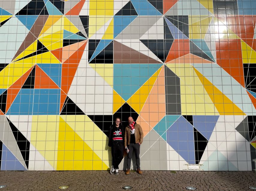Düsseldorf: Guided Old Town Tour with Beer Break - Key points at a glance