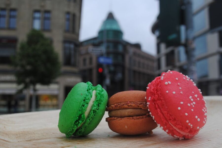 Düsseldorf: Sweet Treats Guided Walking Tour of Old Town - Key points at a glance