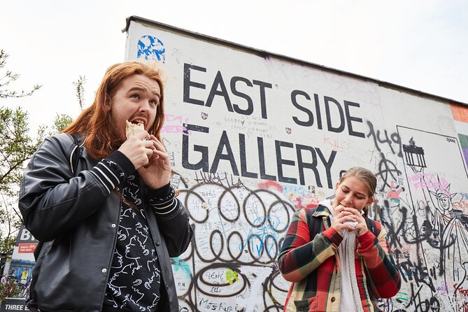 East Berlin Food & History Tour with Eating Europe - Meeting your guide at the train station