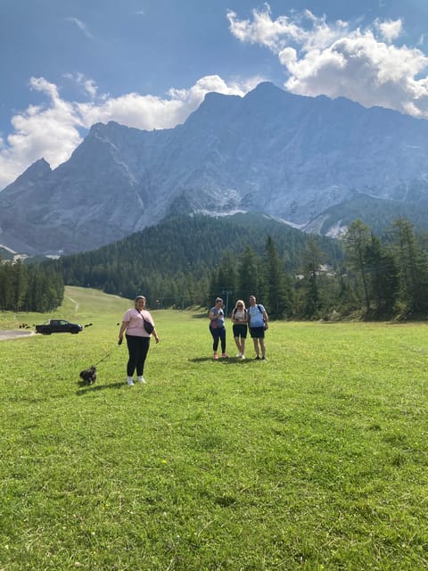 Ehrwald: Hiking Tour into breath taking Nature - The Lake Viewpoint and Photo Stop