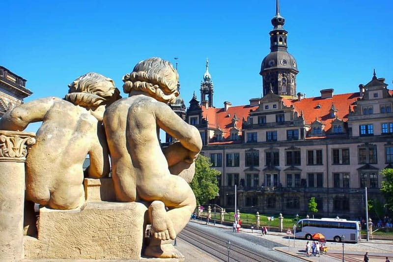 Elbfloren: Historical city tour - Augustus the Strong, with a little court gossip