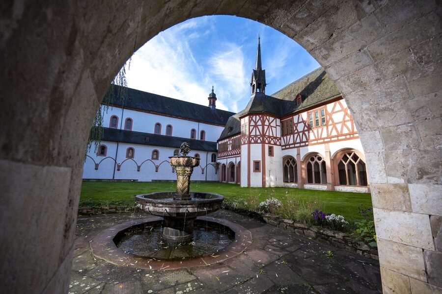 Eltville: Eberbach Monastery Entry Ticket - Walking through the monks’ bedrooms and dining room