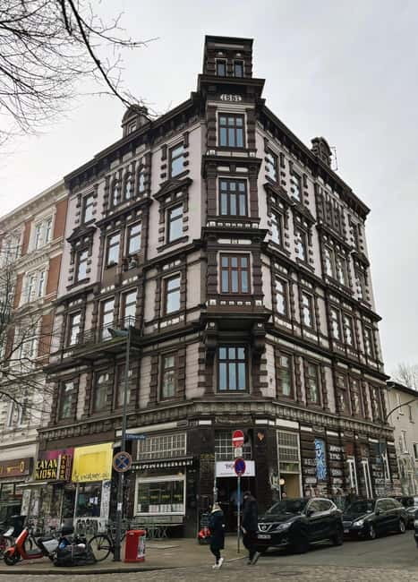 English guided insider tour through the Schanzenviertel - Key Points Before You Book
