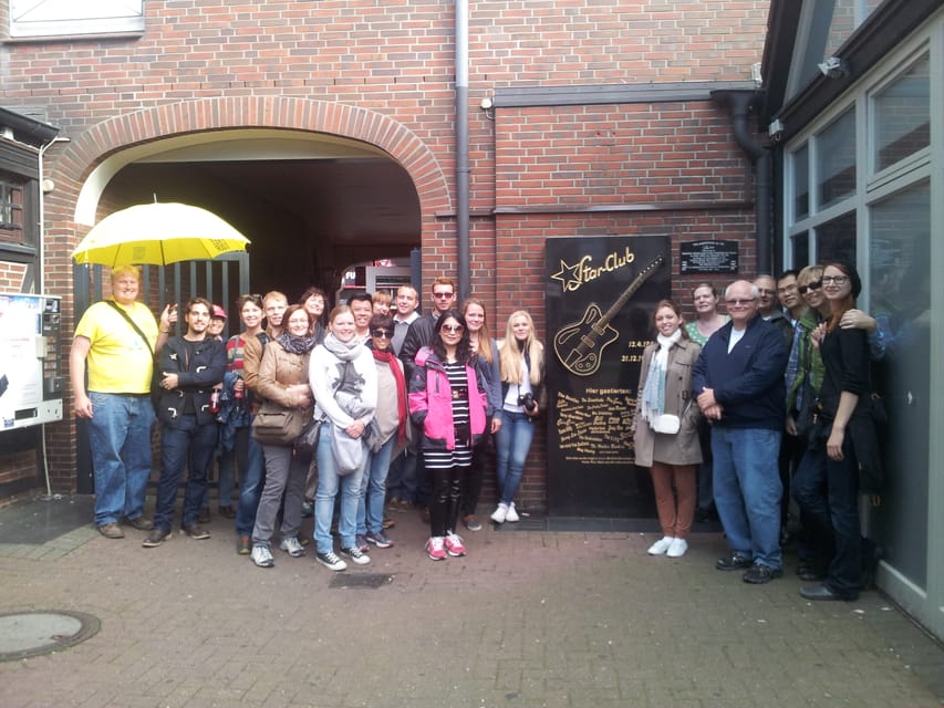 English Harbor&St. Pauli Pay-What-You-Want Walking Tour - Starting beside Hamburg Harbor at Landungsbrücken