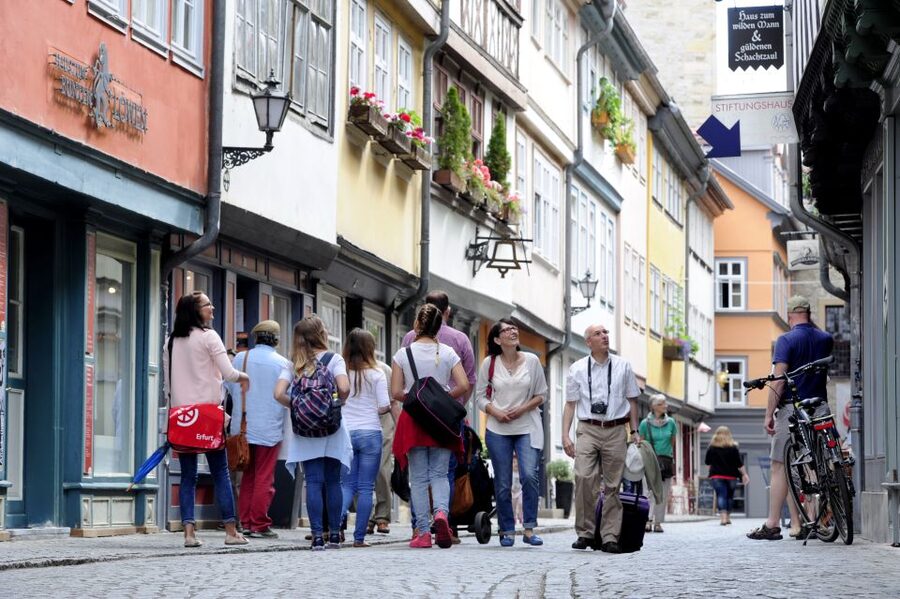 Erfurt: Old Town Guided Walking Tour - Starting at Benediktsplatz and the Eulenspiegel monument