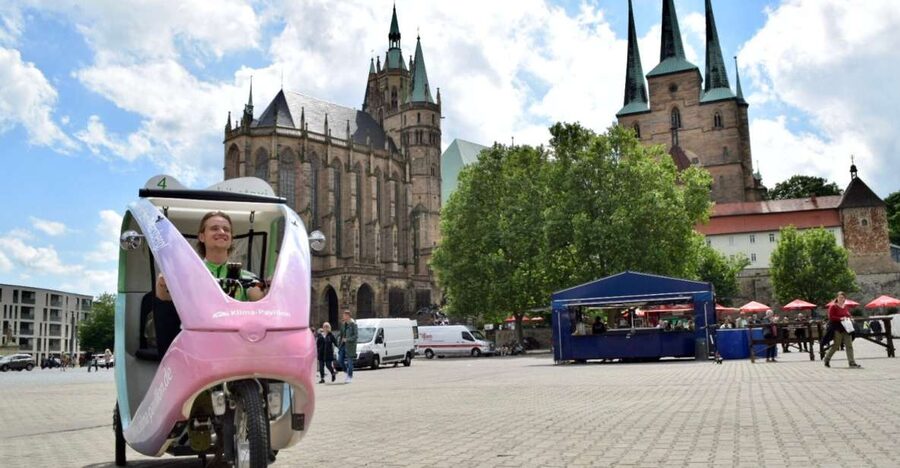 Erfurt: Private Guided Classic Old Town E-Rickshaw Tour - Waidspeicher and the route into Erfurt’s older lanes
