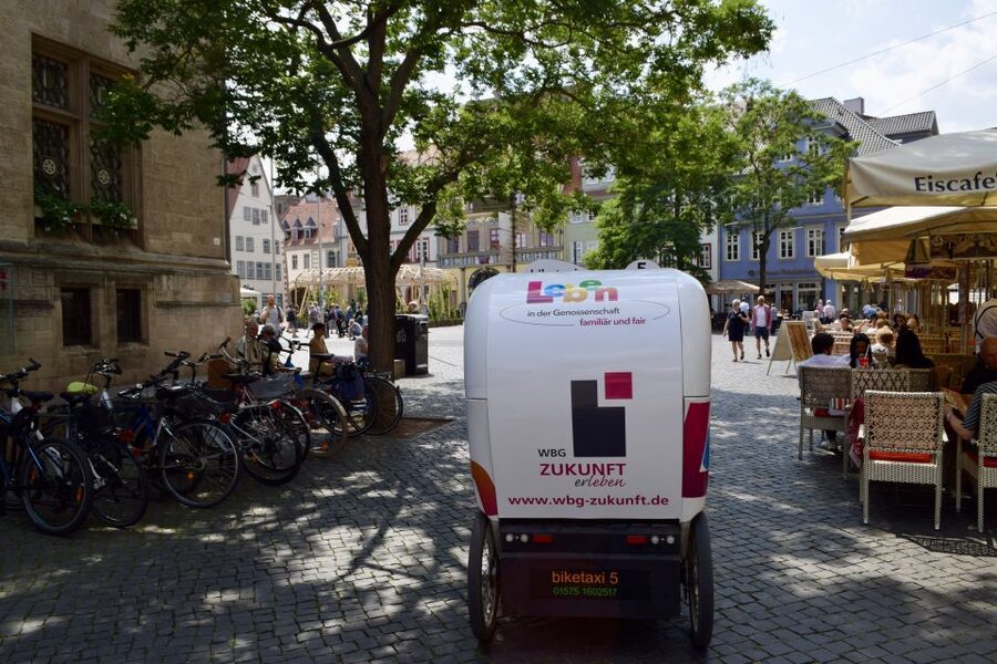 Erfurt: Romantic Rickshaw Tour For Two - Who Will Get the Most From This Ride?