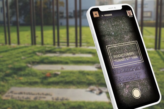Escaping and spying on the Berlin Wall Scavenger hunt - Starting at Weinbergsweg and Zehdenicker Strasse