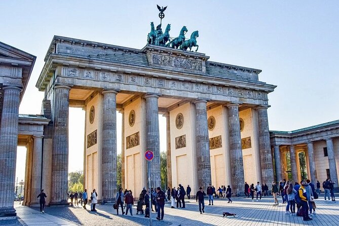 Explore Berlin History and Highlights Sightseeing Walking Tour - A strong first morning in Berlin