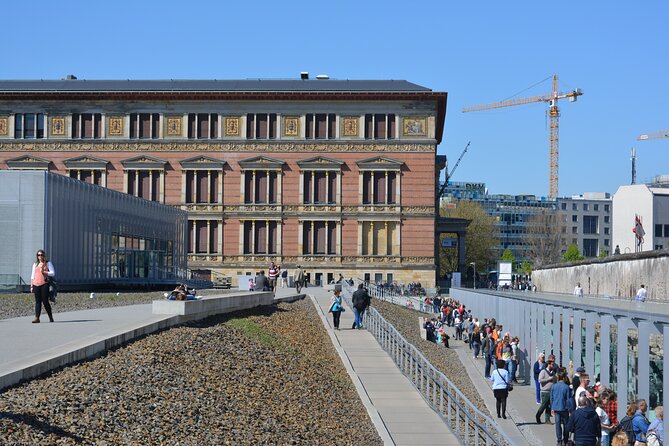 Explore Berlin History and Highlights Sightseeing Walking Tour - Unter den Linden and the long road to Museum Island